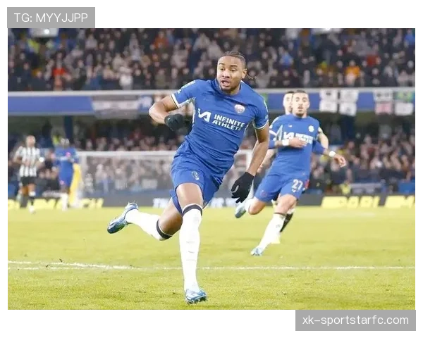 恩昆库与菲利克斯：同代攻击手生涯分化解析