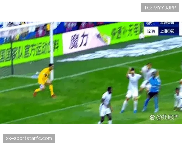 禁区手球判罚为何常引发争议？规则到底怎么规定的